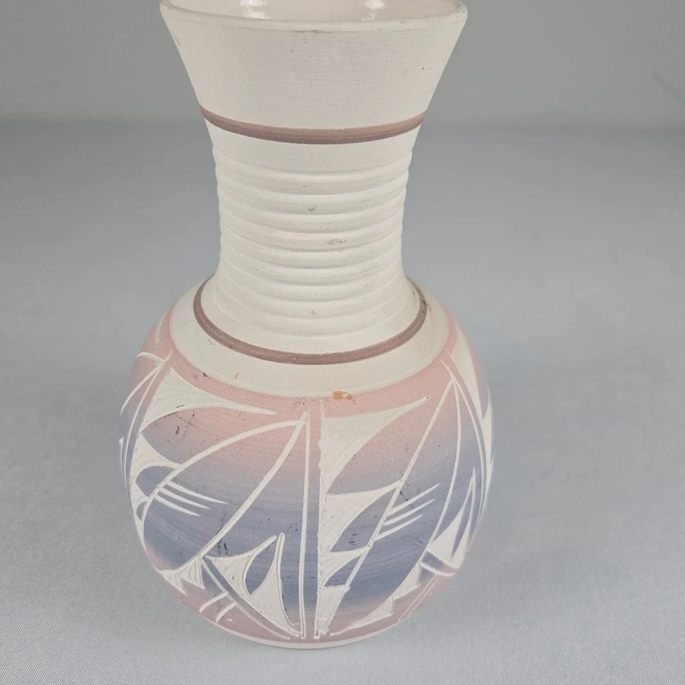 Vintage Mexican Pottery Southwest‎ Style Vase Blue & Pink Pastel on White Signed